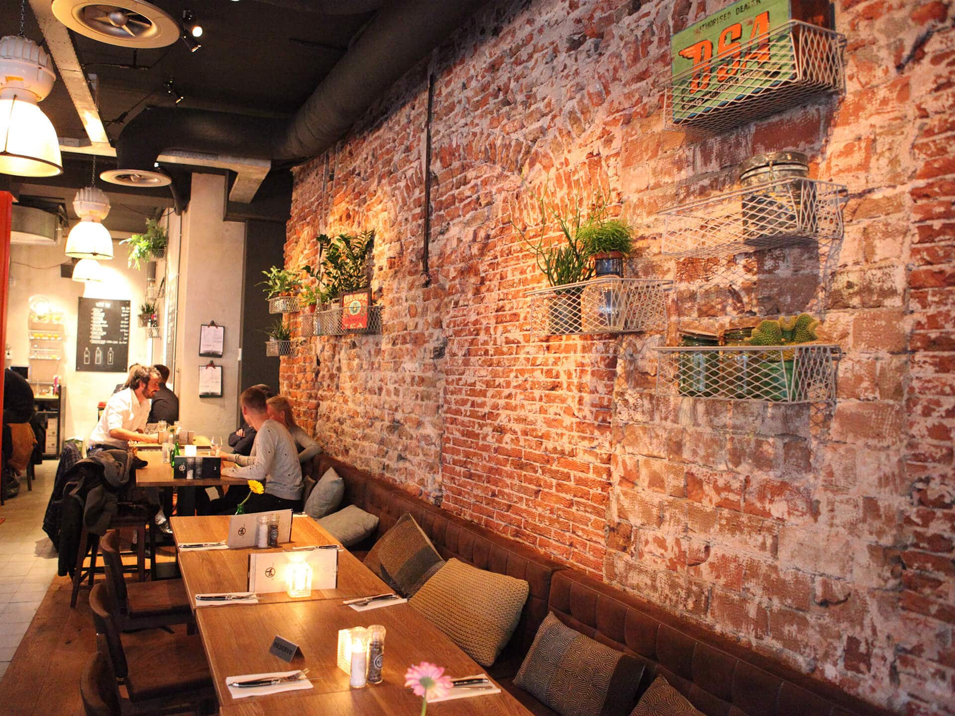 PK bar & kitchen Utrecht Restaurant & Grand Café